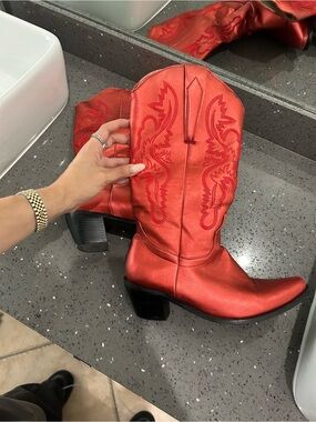 Metallic Red Western-Style Women's Heeled Boots